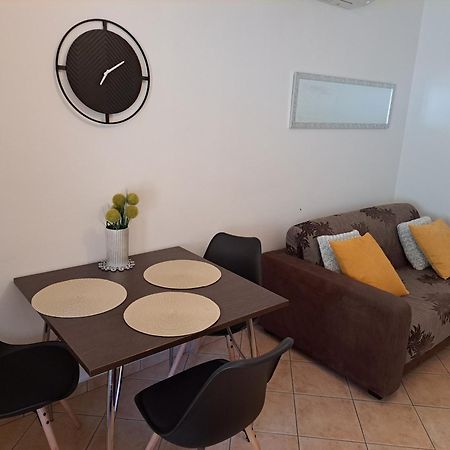 Studio Apartments Pinia-Marina Poreč Extérieur photo