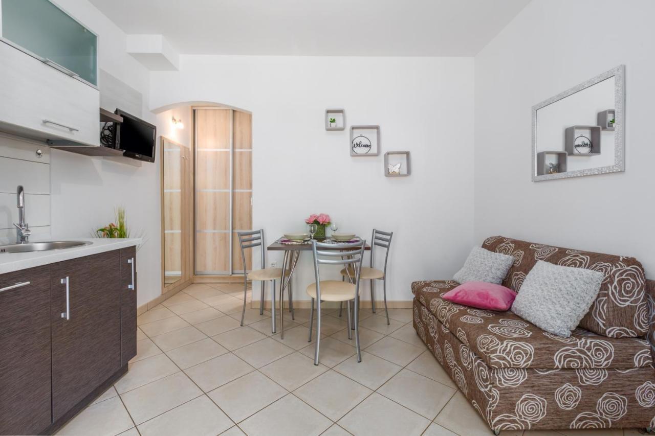 Studio Apartments Pinia-Marina Poreč Extérieur photo